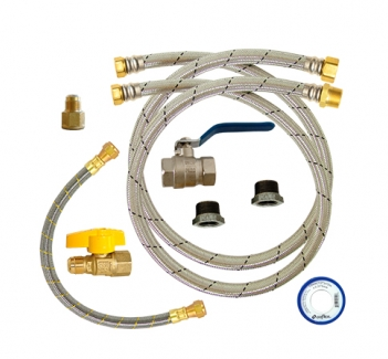 Paquete instalación calentador de agua instantáneo sobre fondo blanco, conexiones 1/2” y 3/4”. Casa Ferretera Poniente.